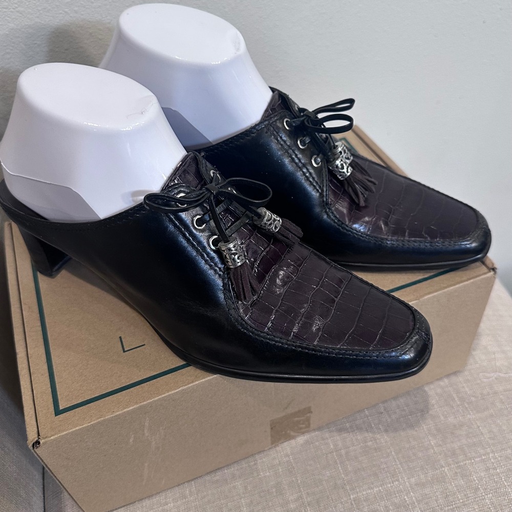 Brighton‎ Tassle Women's Black Leather Embossed Mules Heels Shoes Size 9M - Picture 3 of 9